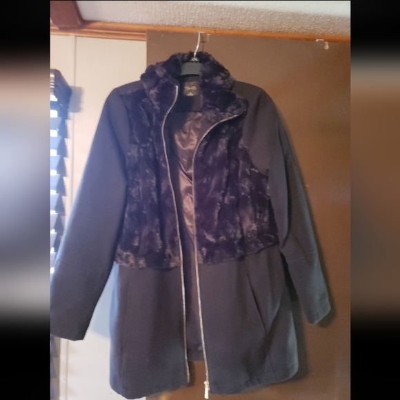 Thalia Sodi Fur Jacket - Picture 5 of 6